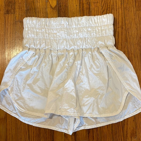 Free People The Way Home Shorts - Picture 2 of 3